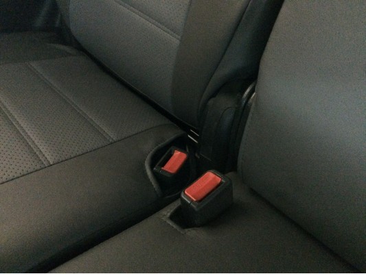 Авточехлы на Hyundai Santa Fe