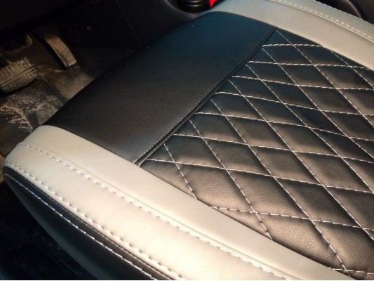 Авточехлы на Mitsubishi Outlander 3