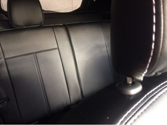 Авточехлы на Nissan Terrano Авточехлы на Nissan Terrano