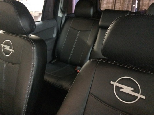 Авточехлы на Opel Zafira B