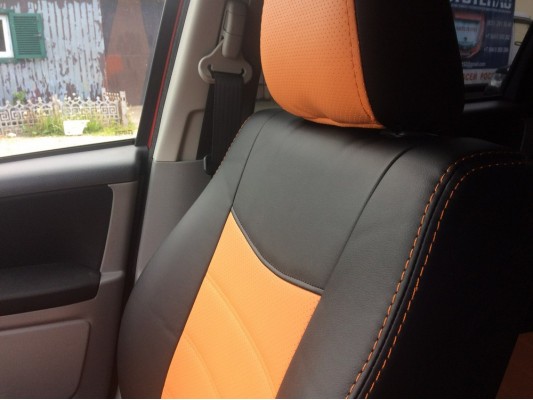 Авточехлы на Suzuki SX4 Авточехлы на Suzuki SX4