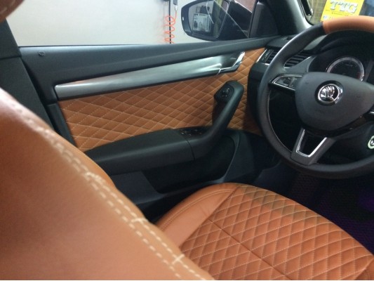 У вас другая модель авто? Каркасные авточехлы пошить сможем!