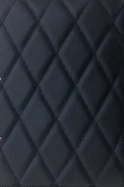 Варианты прострочек и цветов нитей авточехлов Dress4car Варианты прострочек и цветов нитей авточехлов Dress4car